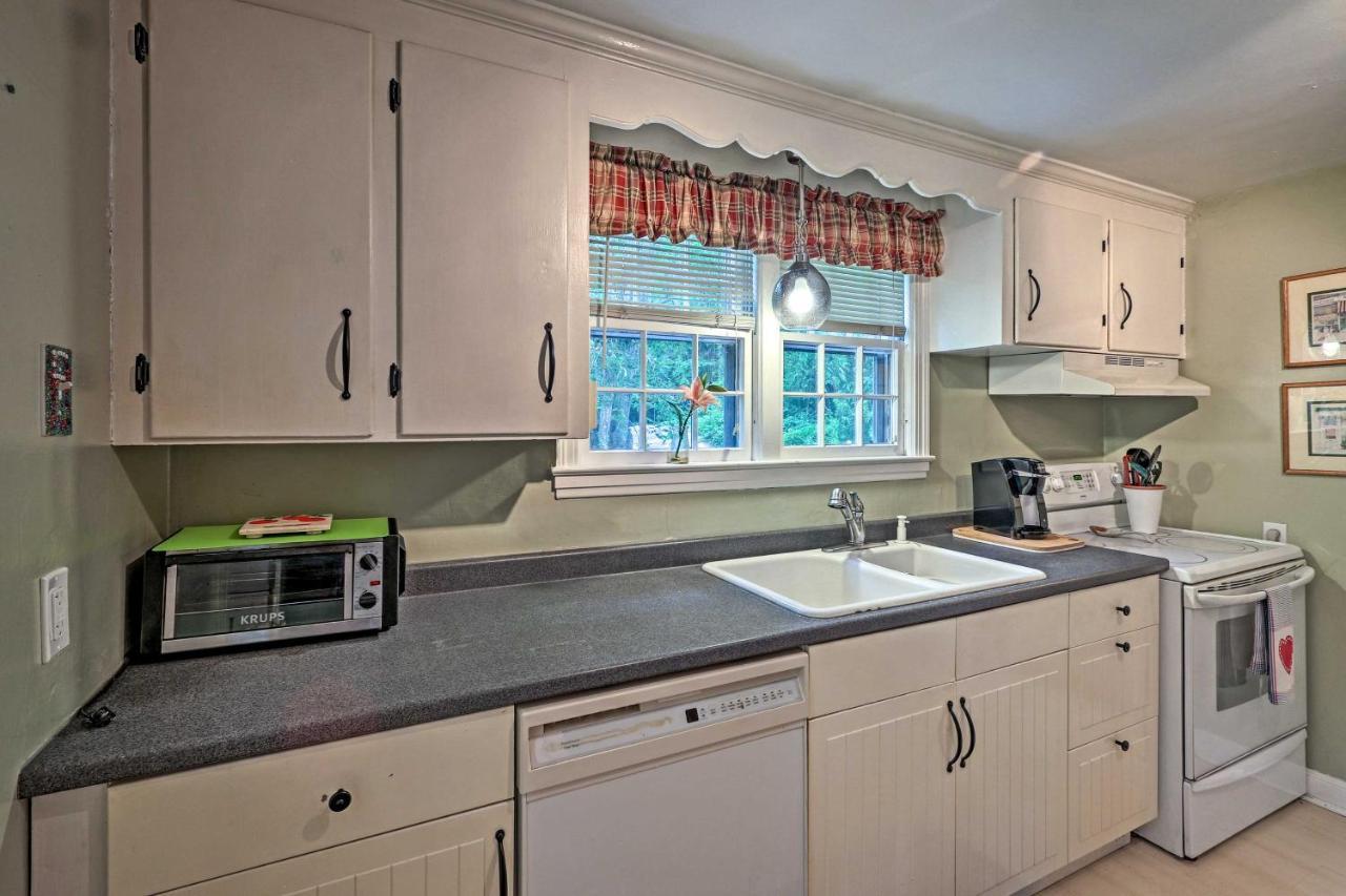 Historic Essex Home With Large Yard Near Downtown! Екстер'єр фото