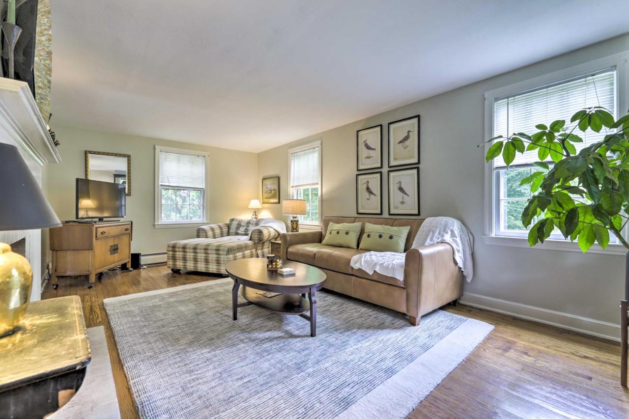 Historic Essex Home With Large Yard Near Downtown! Екстер'єр фото