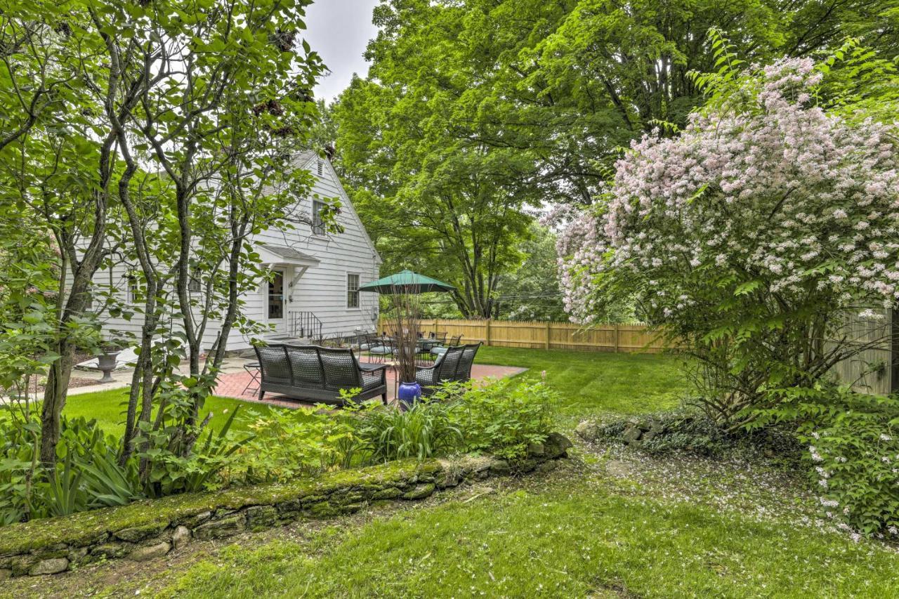Historic Essex Home With Large Yard Near Downtown! Екстер'єр фото